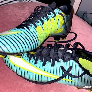 Nike mercurial cleats